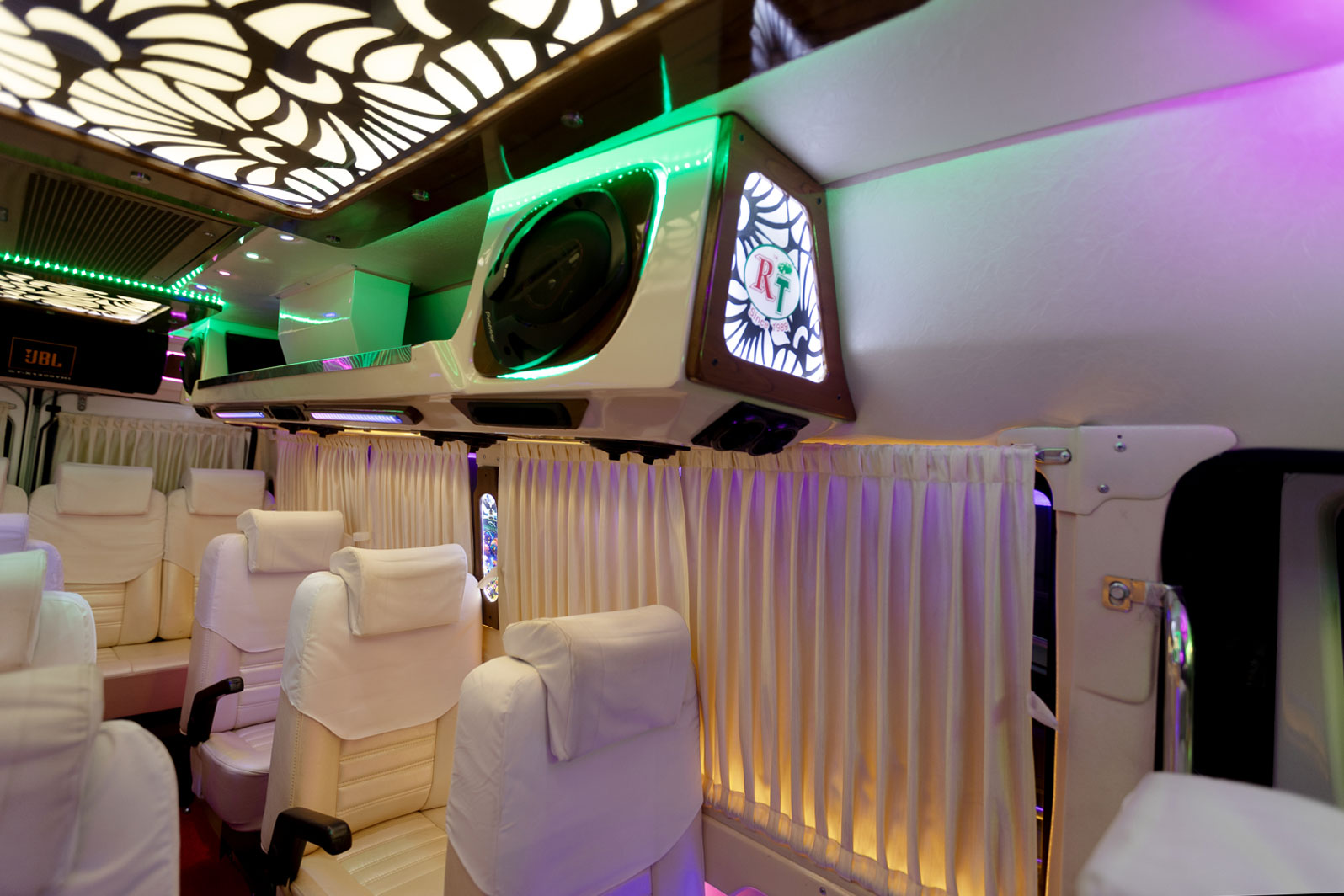 Cab for Wedding Parties